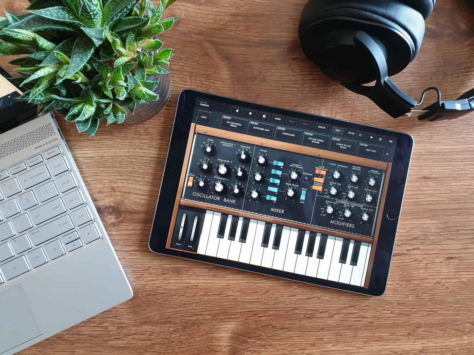 10 Music Production Freebies To Help You #StayAtHome